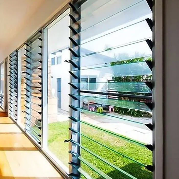 Celosía de aluminio en hogar moderno